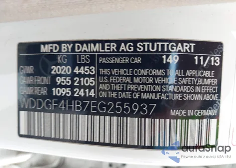 2014 Mercedes-Benz C 250 Sport z USA, uszkodzony, nr VIN WDDGF4HB7EG255937